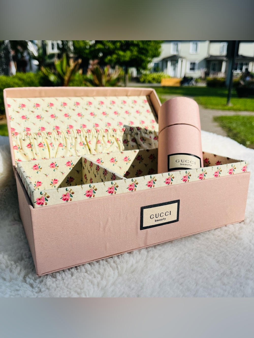 GUCCI Beauty VIP Pink Floral Vanity Jewelry Box/Organizer Case